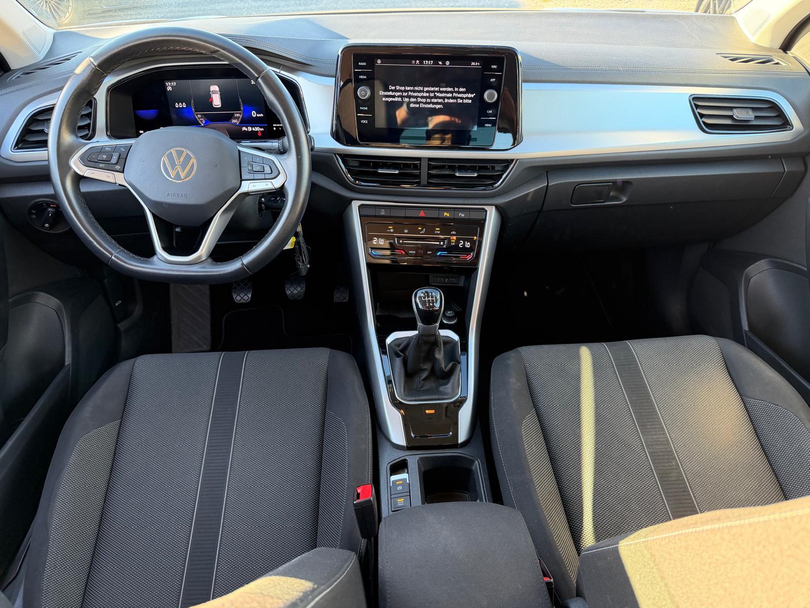 VW T-Roc 1.5 TSI Life-image-10