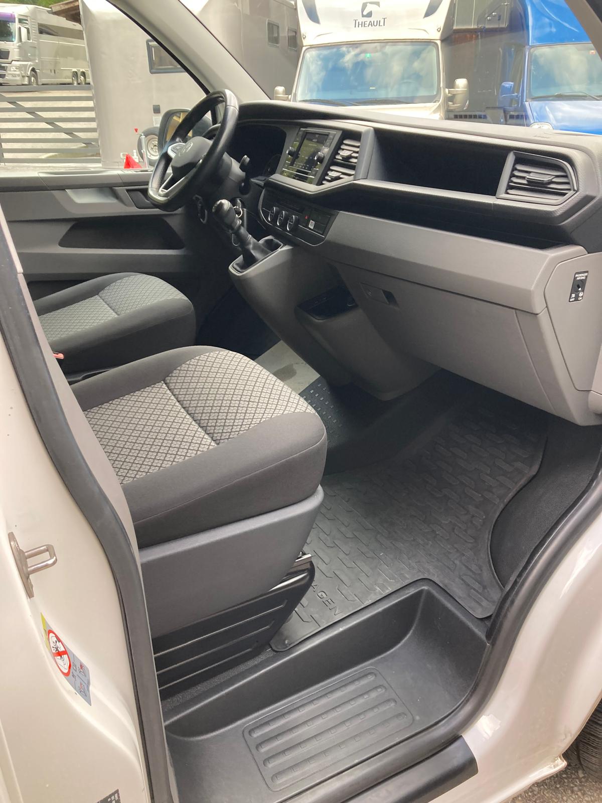 VW T6.1 Caravelle 2.0 TDI Trendline Liberty-image-8