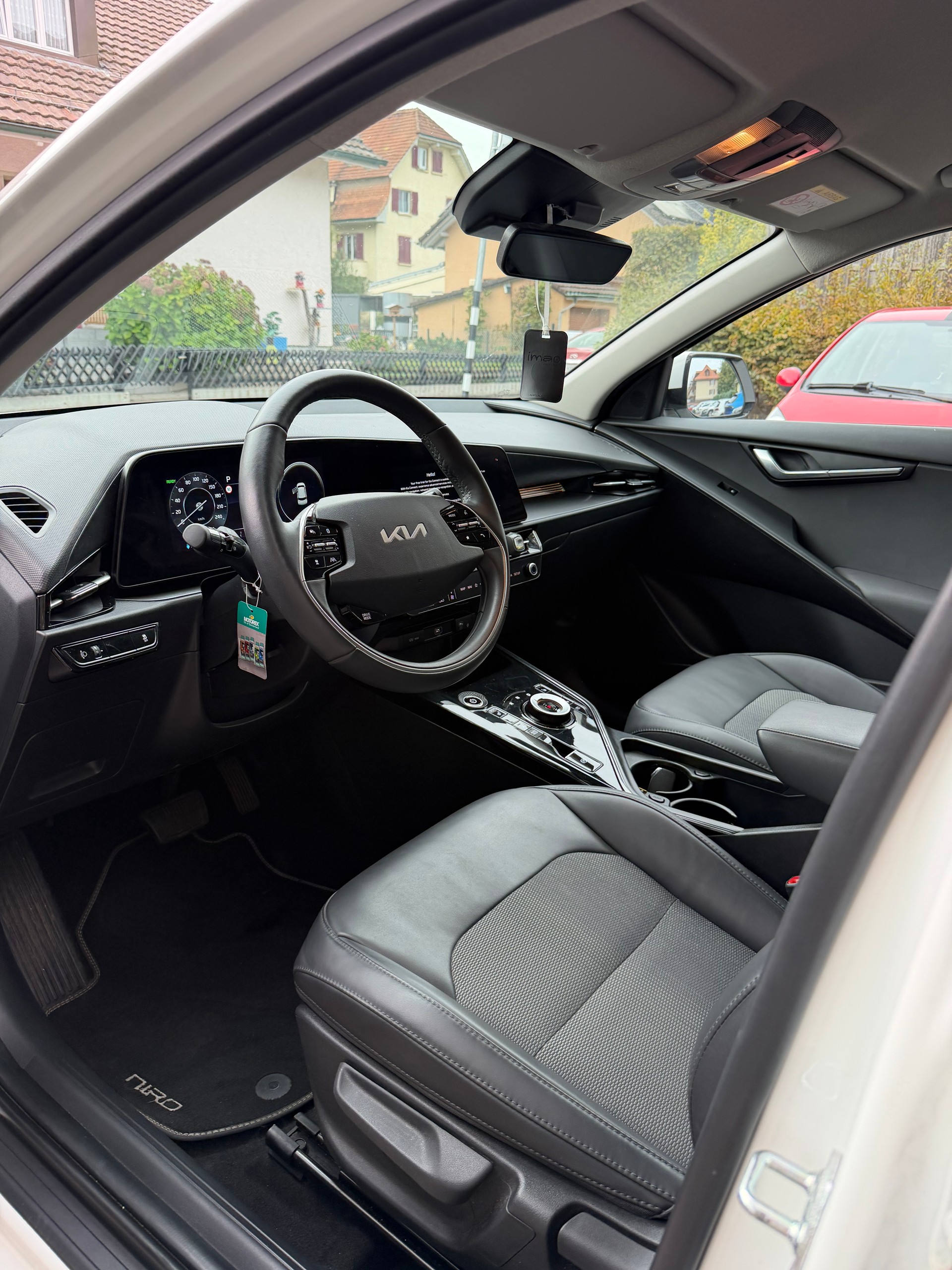 KIA Niro EV 64,8 kWh Edition 30-image-8