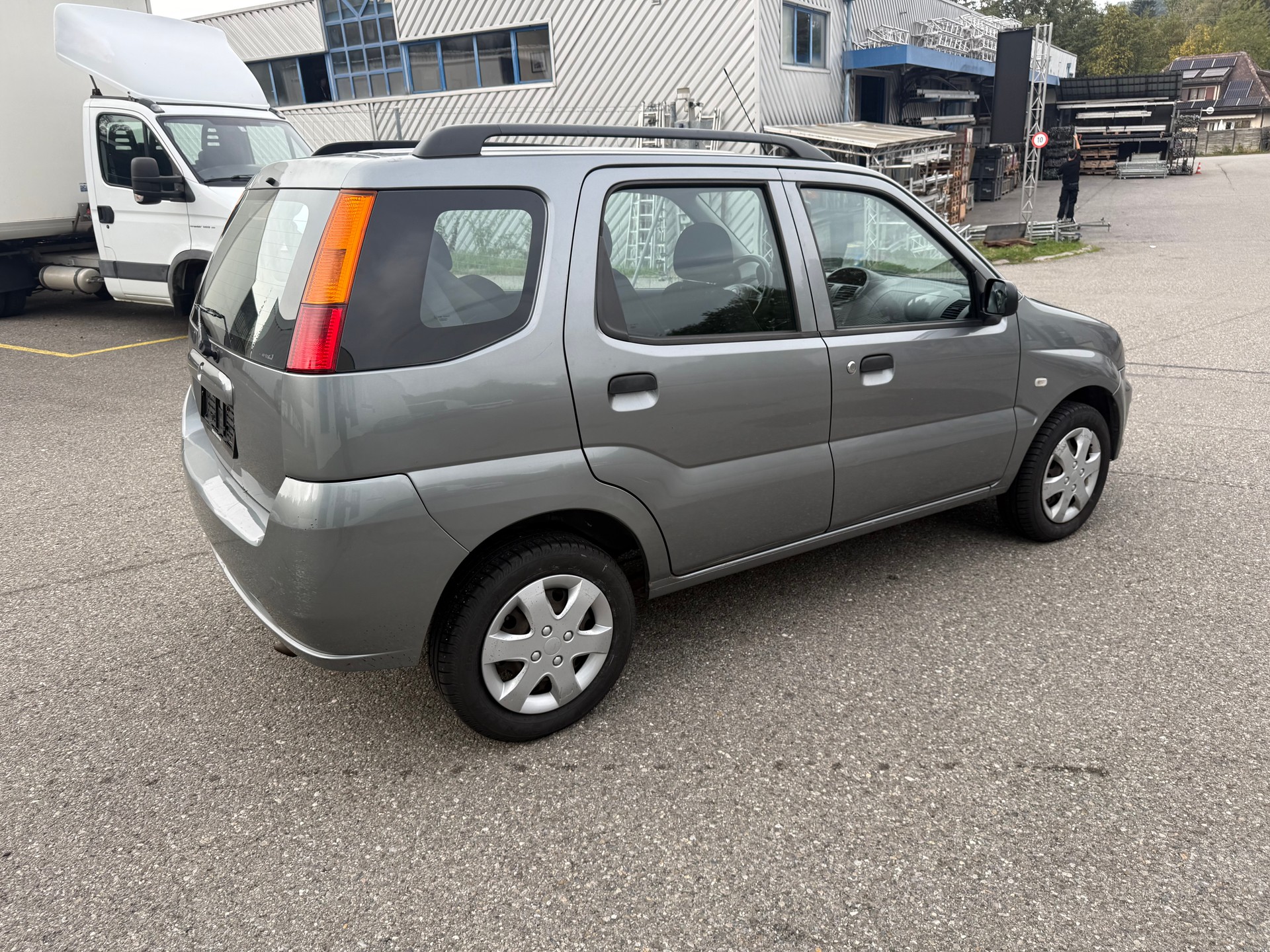 SUBARU G3X Justy 1.3 AWD Blue-/Silver-Special-image-3