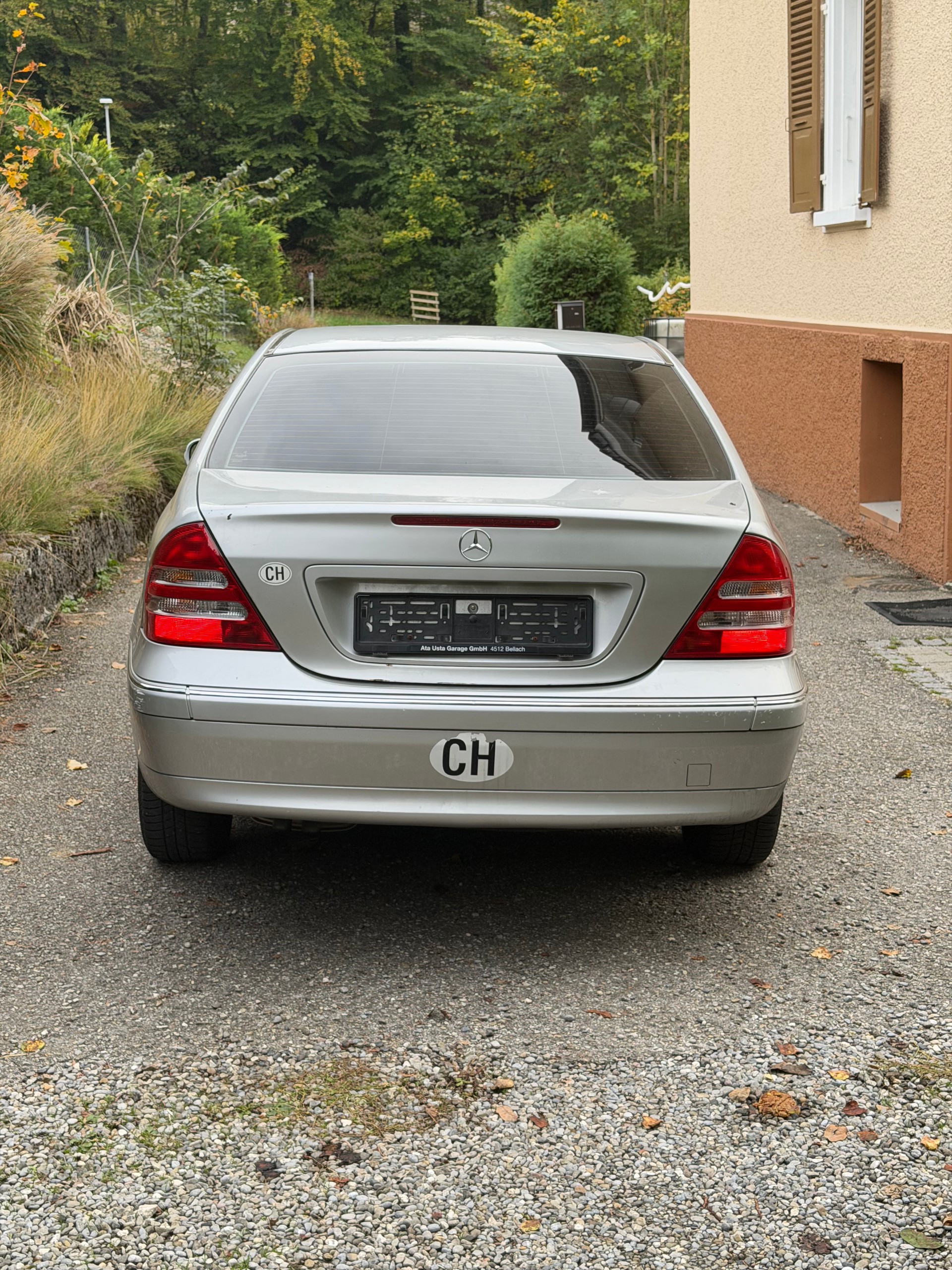 MERCEDES-BENZ C 180 Classic-image-3