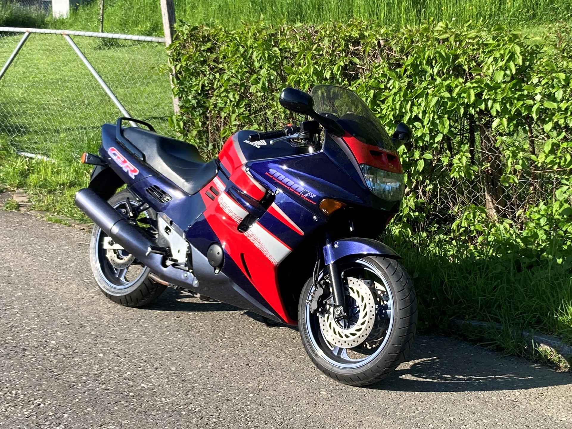 HONDA CBR 1000 F Dual-CBS