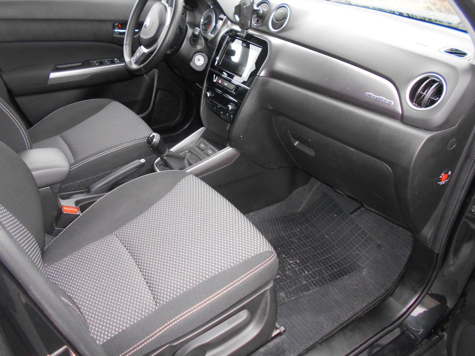 SUZUKI Vitara 1.0 TOP UNICO. ALLRAD TOP 4x4-image-6
