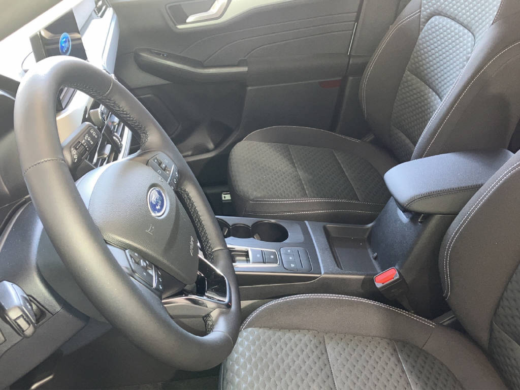 FORD Kuga 2.5 Plug-In Hybrid Cool & Connect-image-4