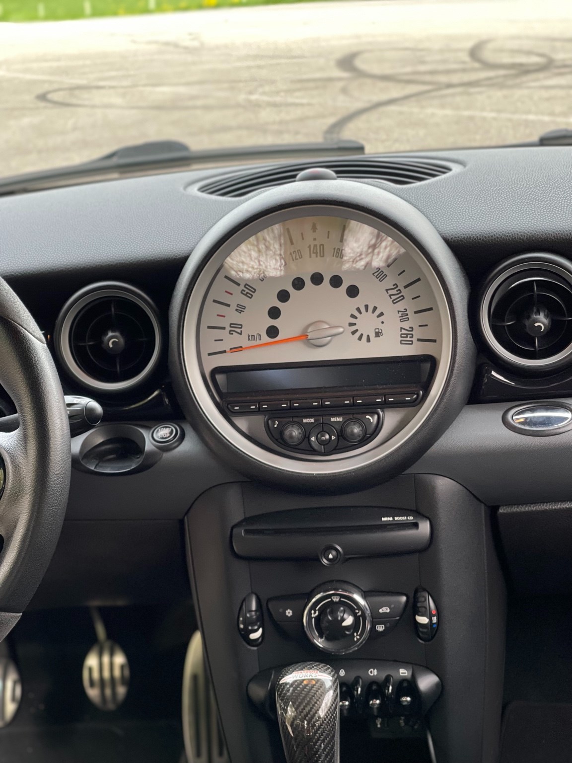 MINI Mini Cooper S-image-18