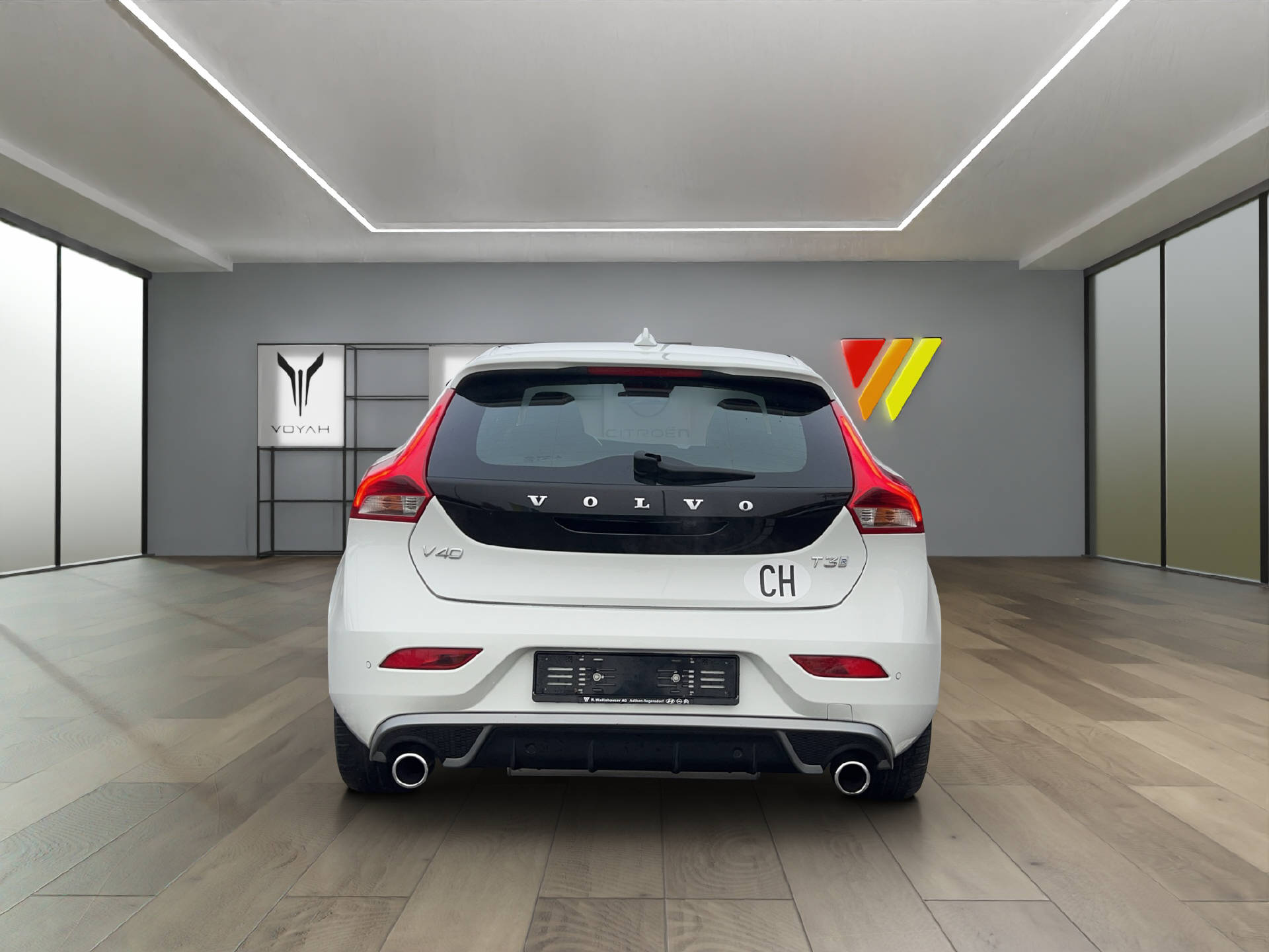 VOLVO V40 1.5 T3 R-Design S/S-image-15