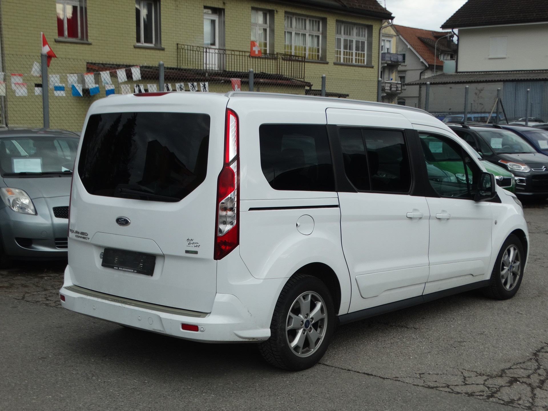 FORD Grand Tourneo Connect 1.6 SCTi Titanium Automatic-image-15