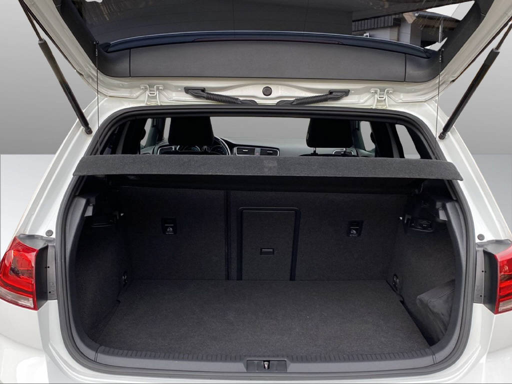 VW Golf VII 1.4 TSI Plug-In-Hybrid GTE DSG-image-10