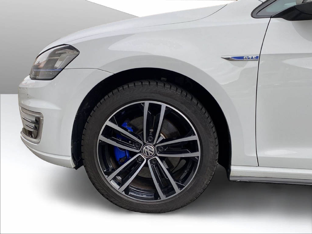VW Golf VII 1.4 TSI Plug-In-Hybrid GTE DSG-image-4