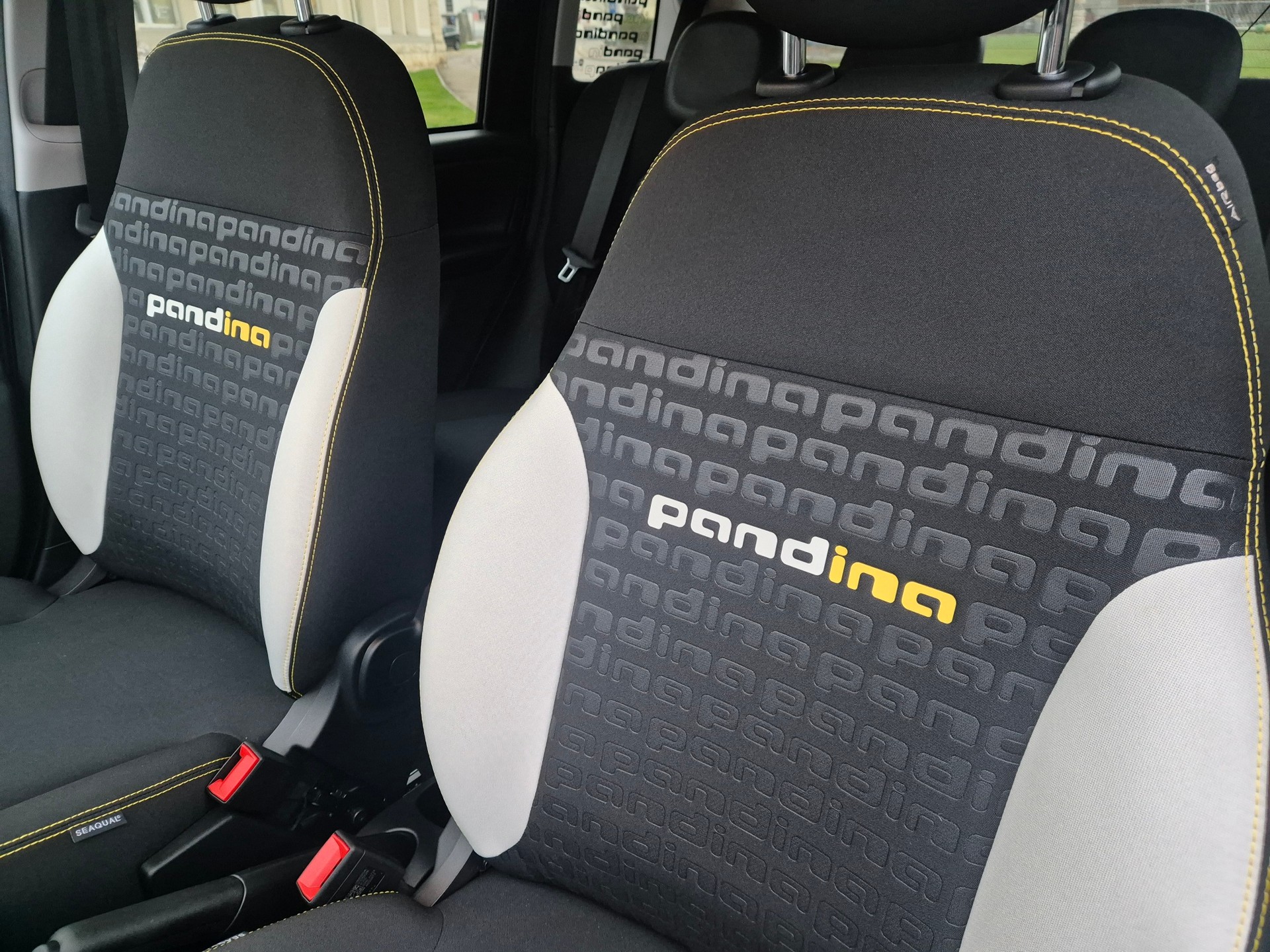 FIAT Panda 1.0 MHEV Cross-image-8