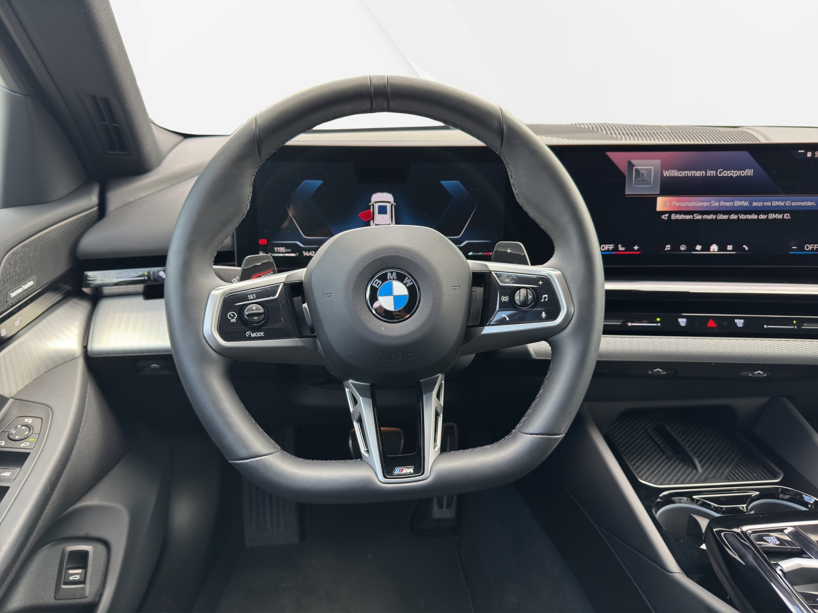 BMW 520d xDr 48V Tour M Sport-image-13