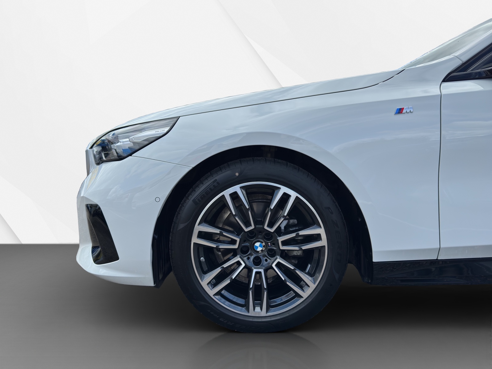 BMW 520d xDr 48V Tour M Sport-image-10