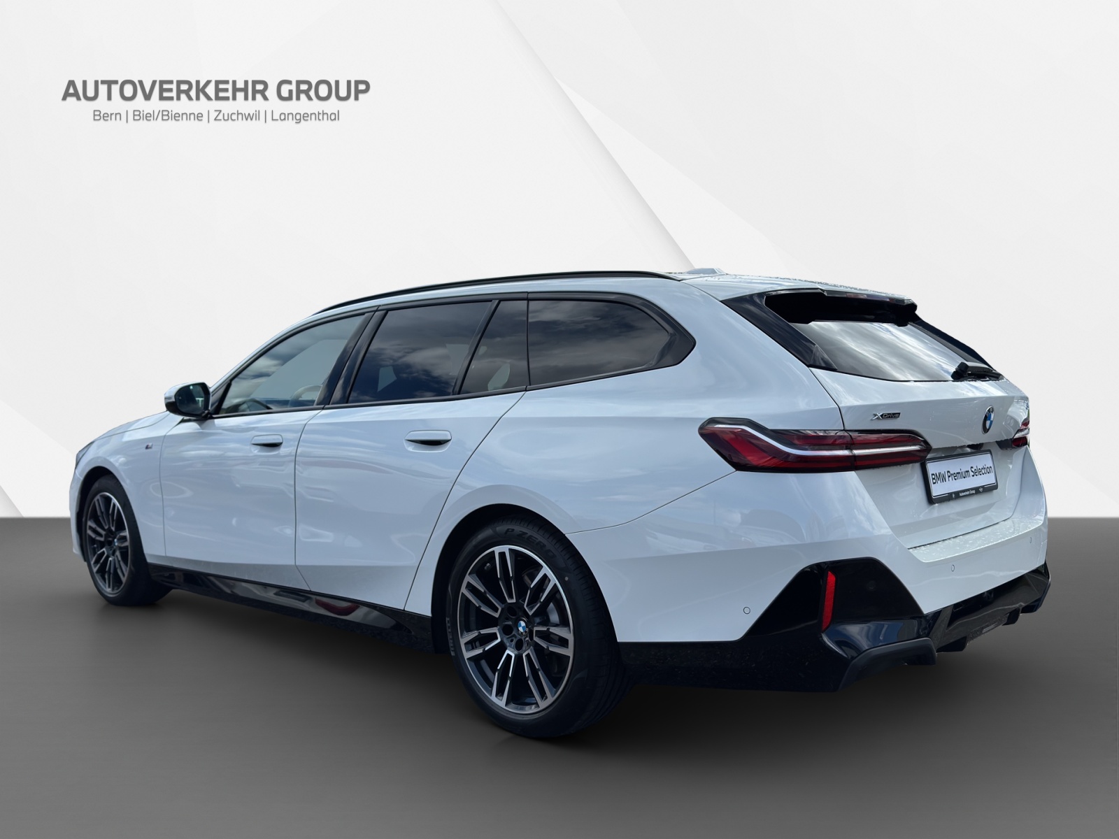 BMW 520d xDr 48V Tour M Sport-image-2