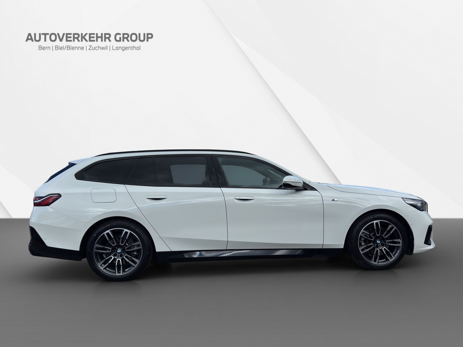 BMW 520d xDr 48V Tour M Sport-image-5