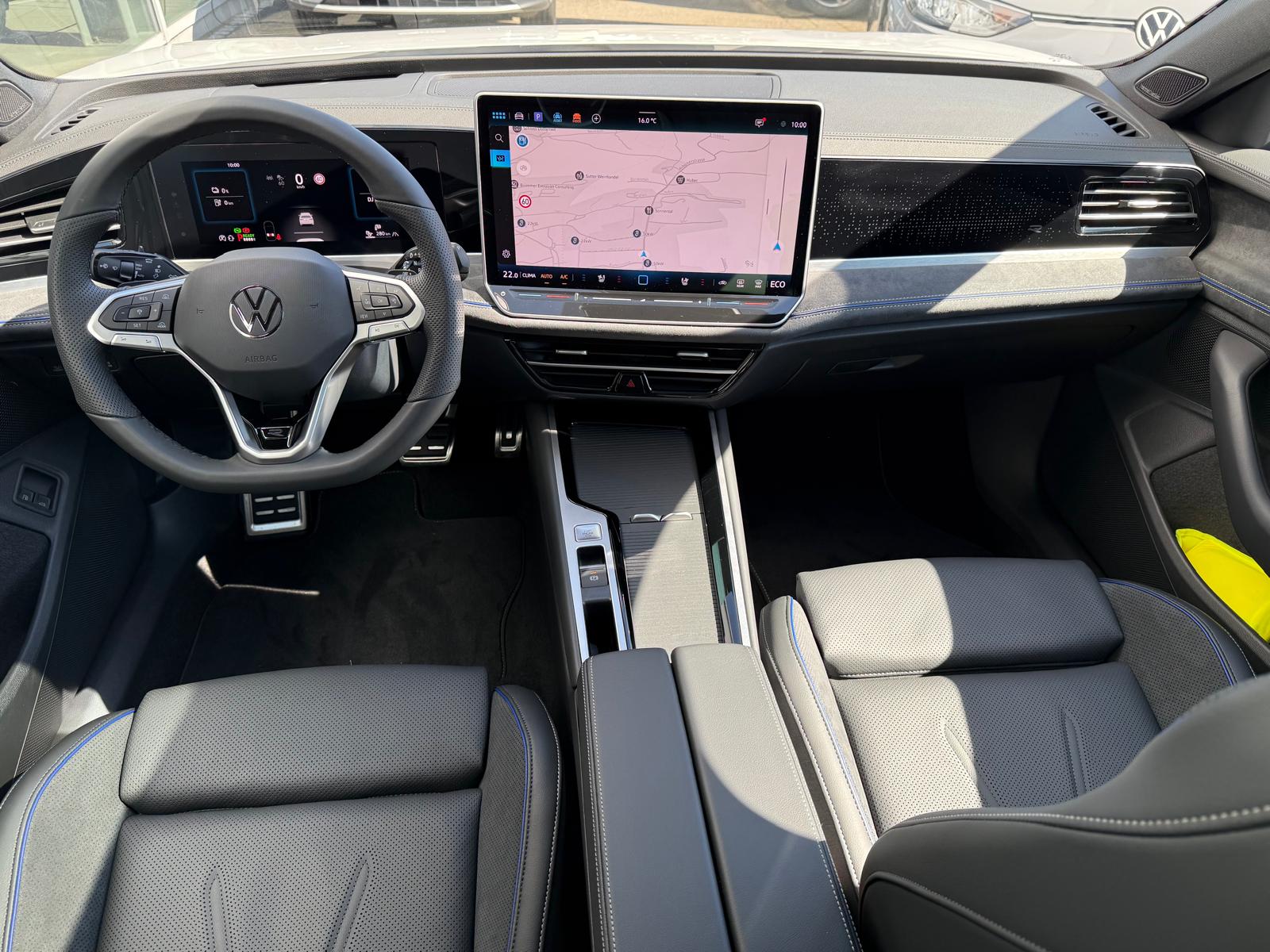 VW Passat Variant 1.5 TSI evo2 Plug-In- Hybrid R-Line DSG-image-7
