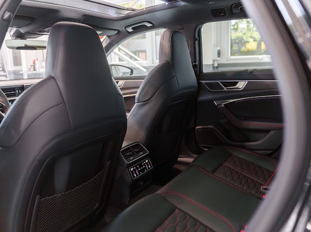 AUDI RS6 Avant 4.0 TFSI V8 quattro CH🇨🇭-image-13