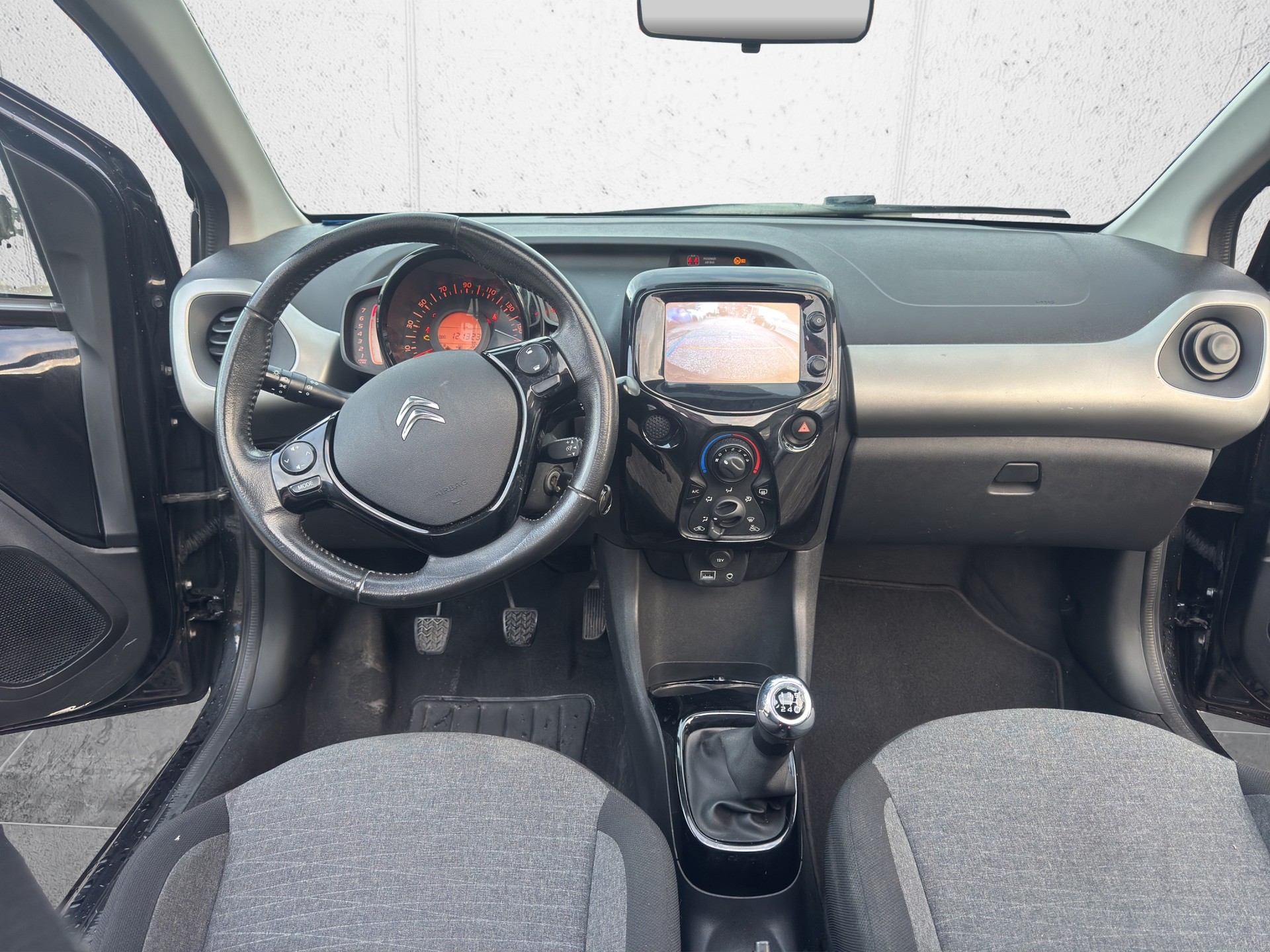 CITROEN C1 1.2 VTi Feel Edition Airscape-image-9