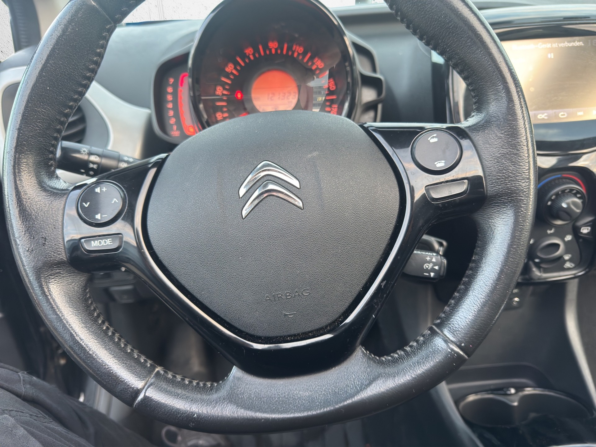 CITROEN C1 1.2 VTi Feel Edition Airscape-image-10