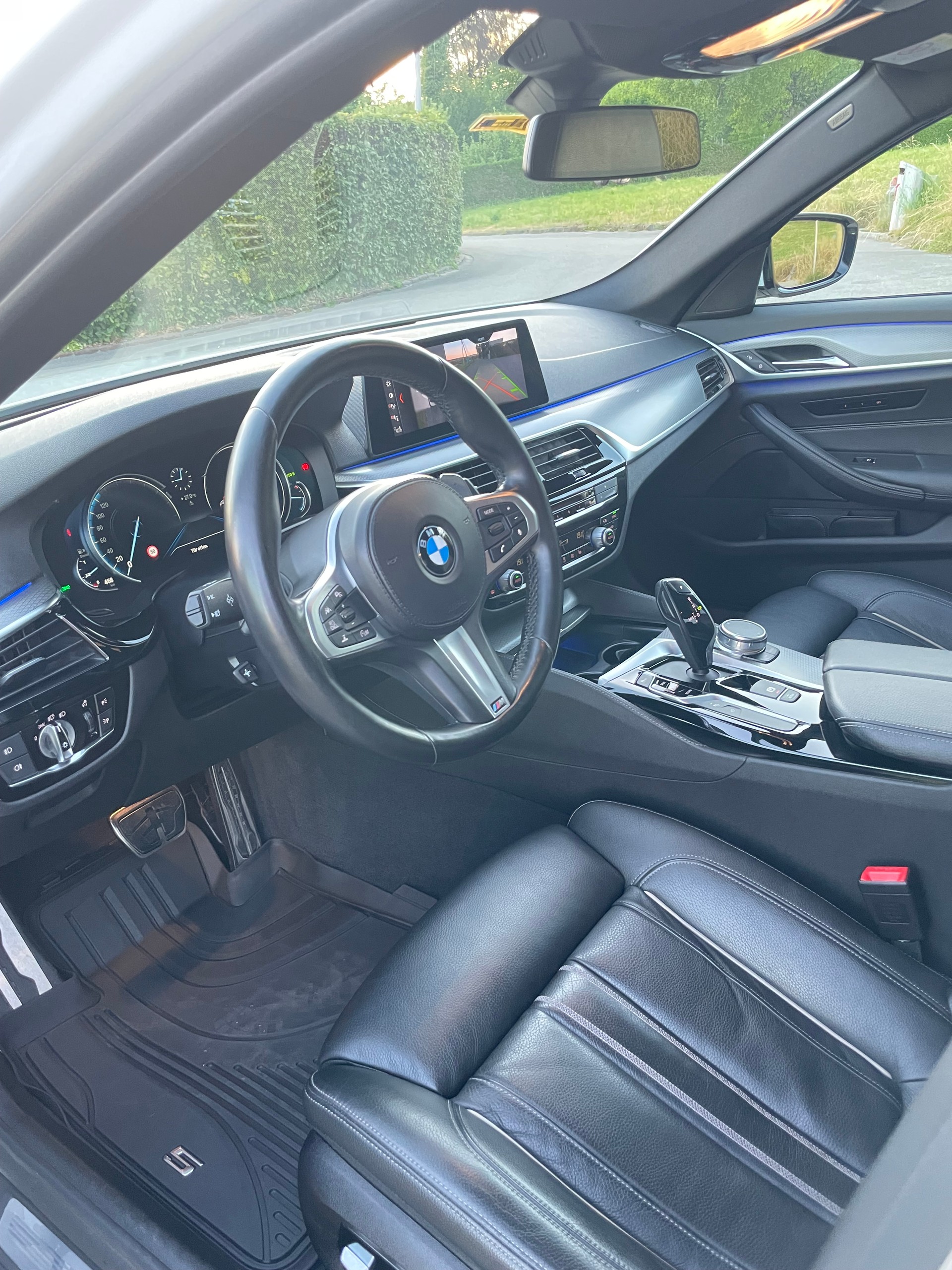 BMW 520d xDrive M-Sport Paket Steptronic-image-6