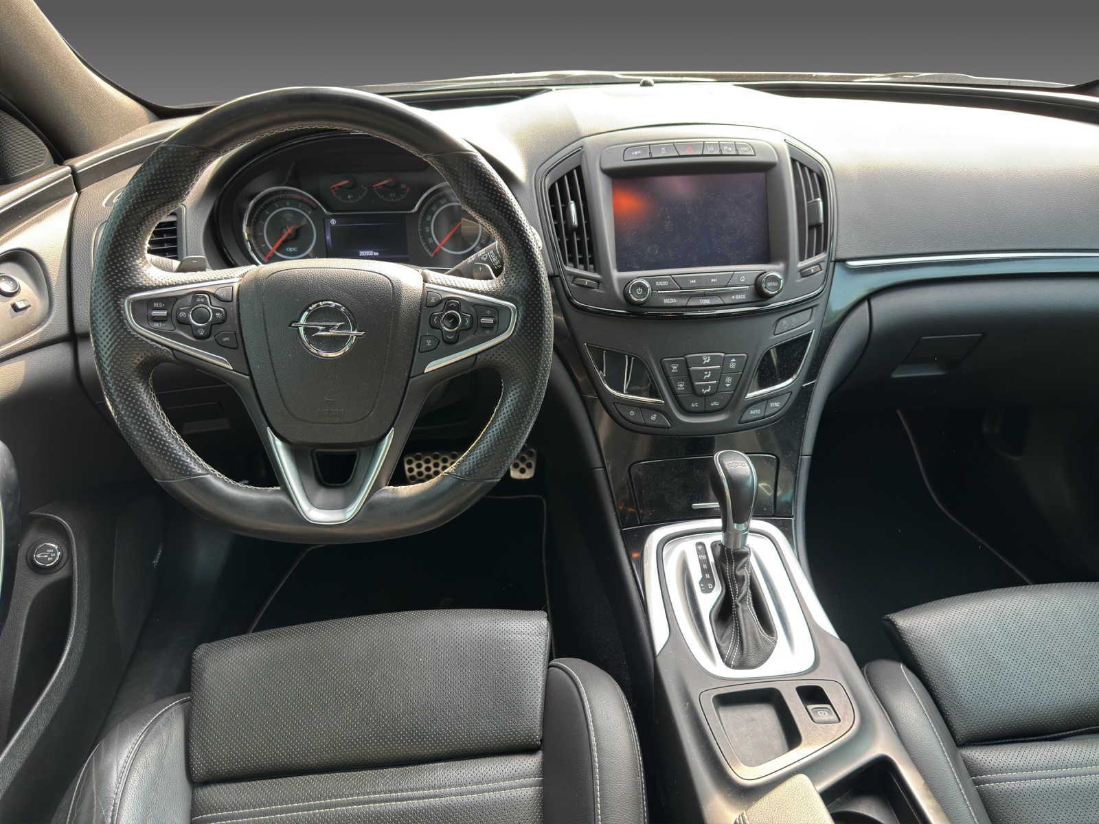 OPEL Insignia Sports Tourer 2.8 Turbo OPC 4WD Automatic-image-5