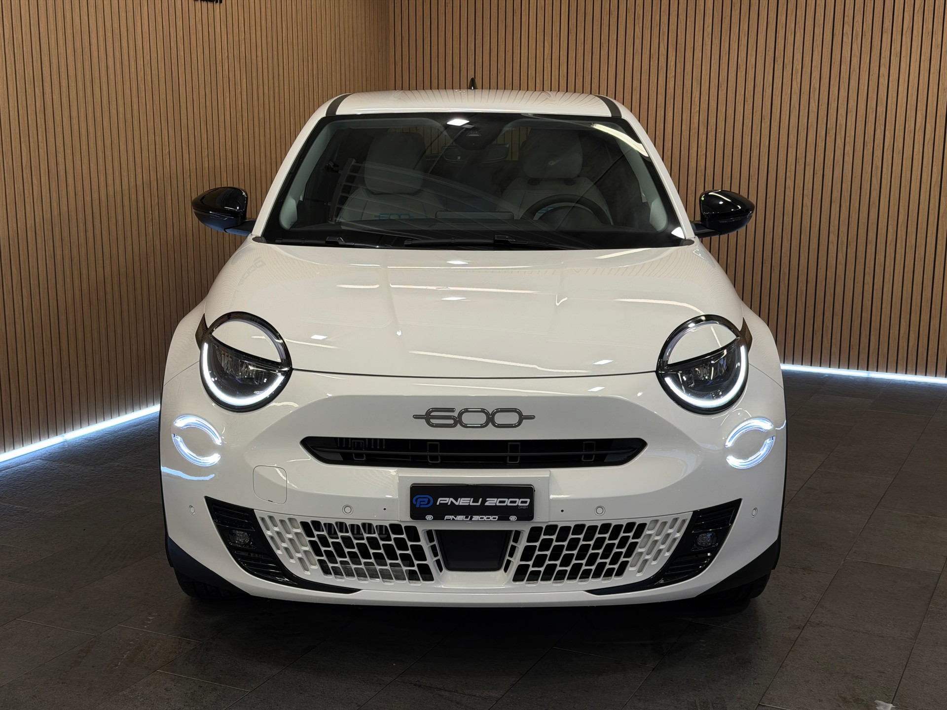 FIAT 600h MildHybrid La Prima *Gelato Weiss*-image-1