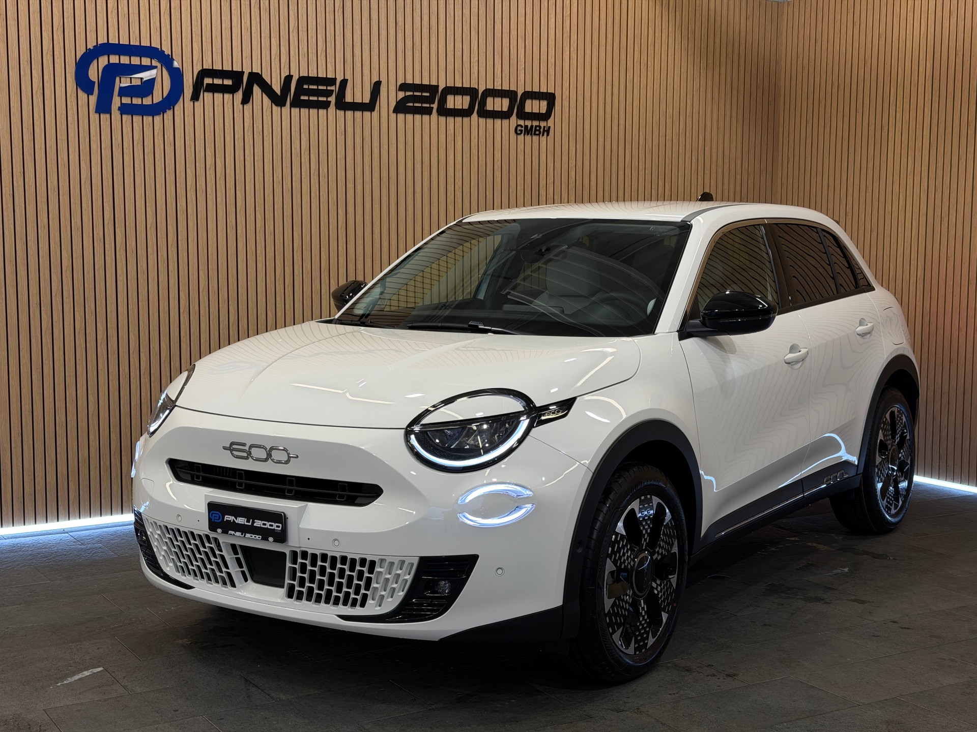 FIAT 600h MildHybrid La Prima *Gelato Weiss*-image-0