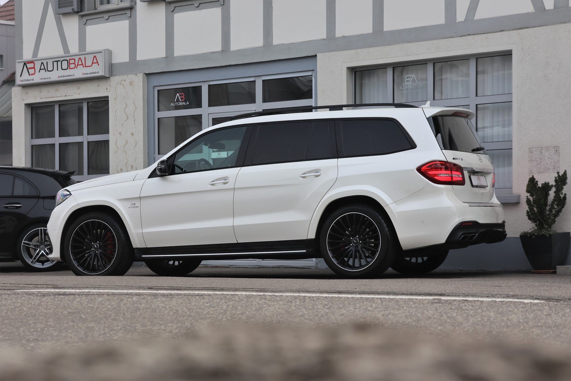 MERCEDES-BENZ GLS 63 AMG 4Matic Speedshift Plus 7G-Tronic (CH)-image-3