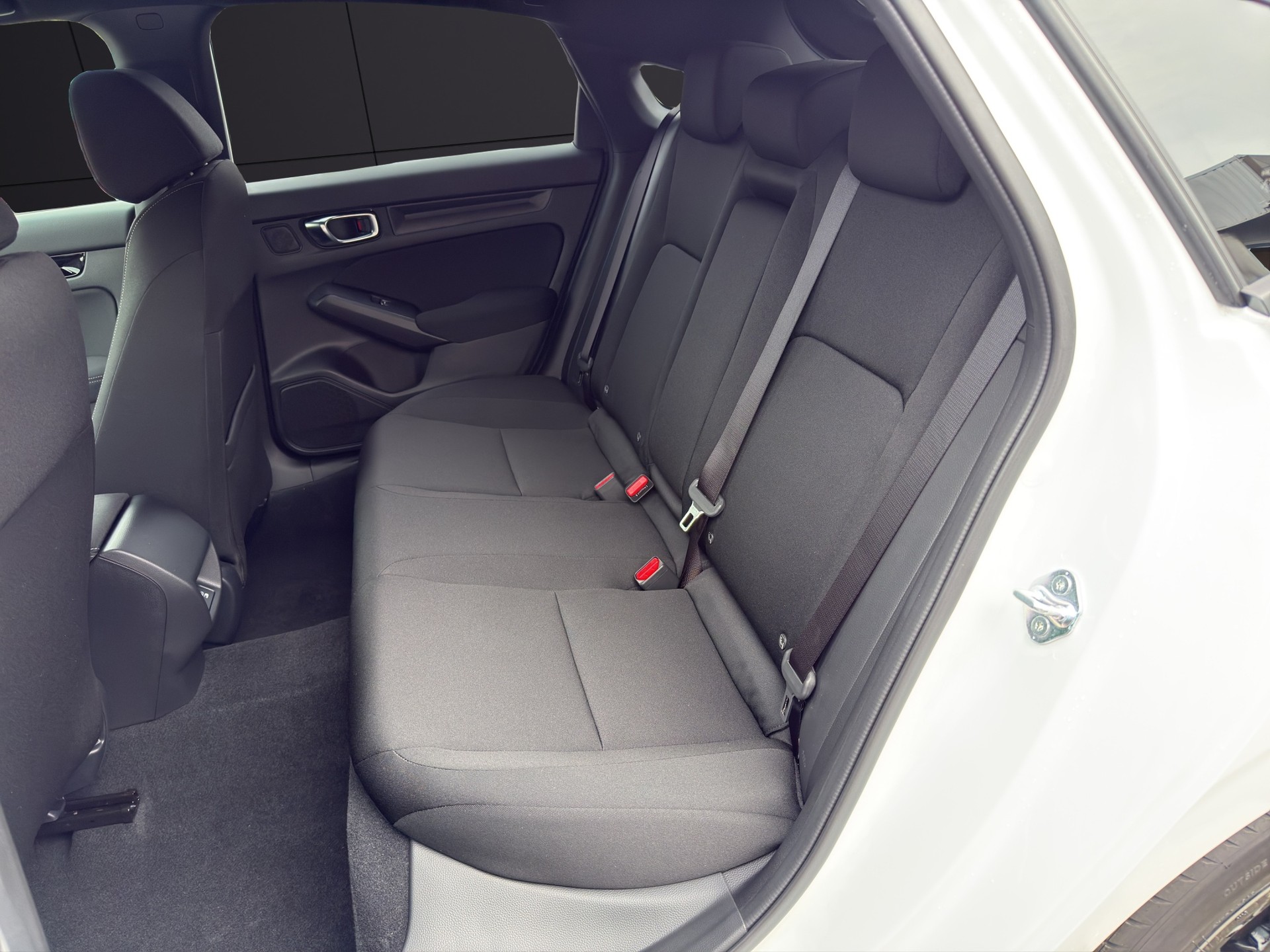 HONDA Civic 2.0 i-MMD HEV Elegance-image-15