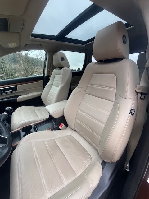 HONDA CR-V 1.5 i-VTEC Executive 4WD-image-8