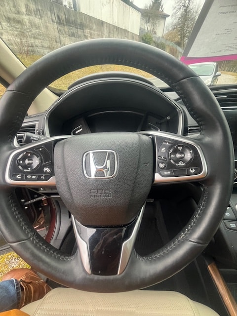 HONDA CR-V 1.5 i-VTEC Executive 4WD-image-12