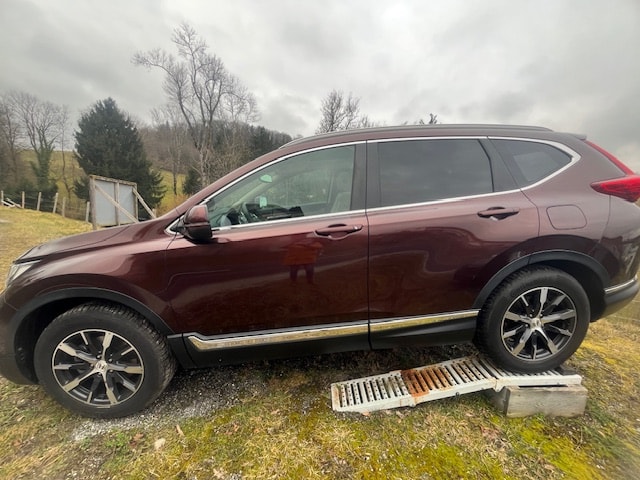 HONDA CR-V 1.5 i-VTEC Executive 4WD-image-2