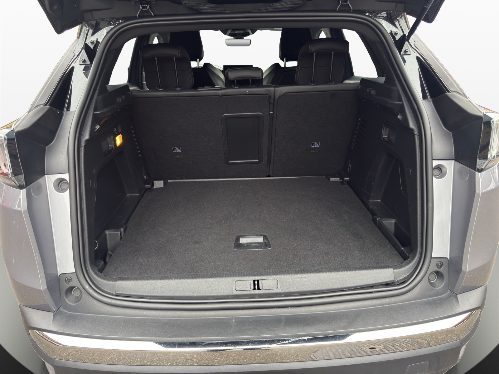 PEUGEOT 3008 1.5 BlueHDi GT EAT8-image-19