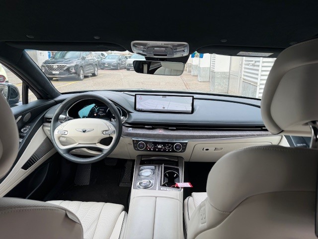 GENESIS G80 Dual Motor Luxury AWD-image-8