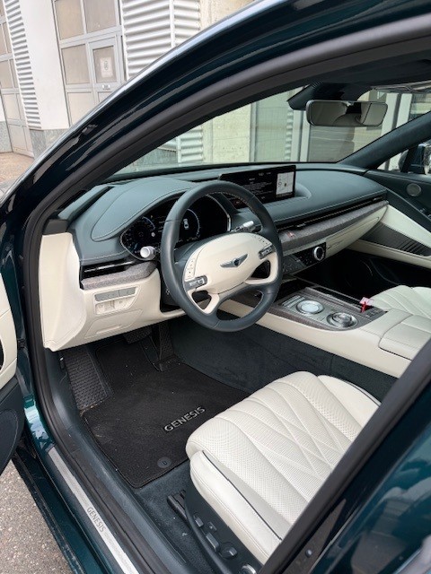 GENESIS G80 Dual Motor Luxury AWD-image-7