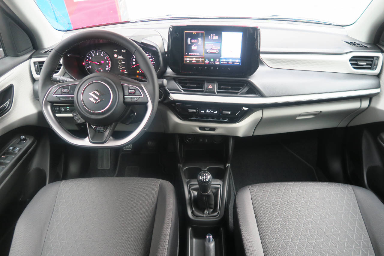 SUZUKI Swift 1.2 Sakura Hybrid 4x4-image-4