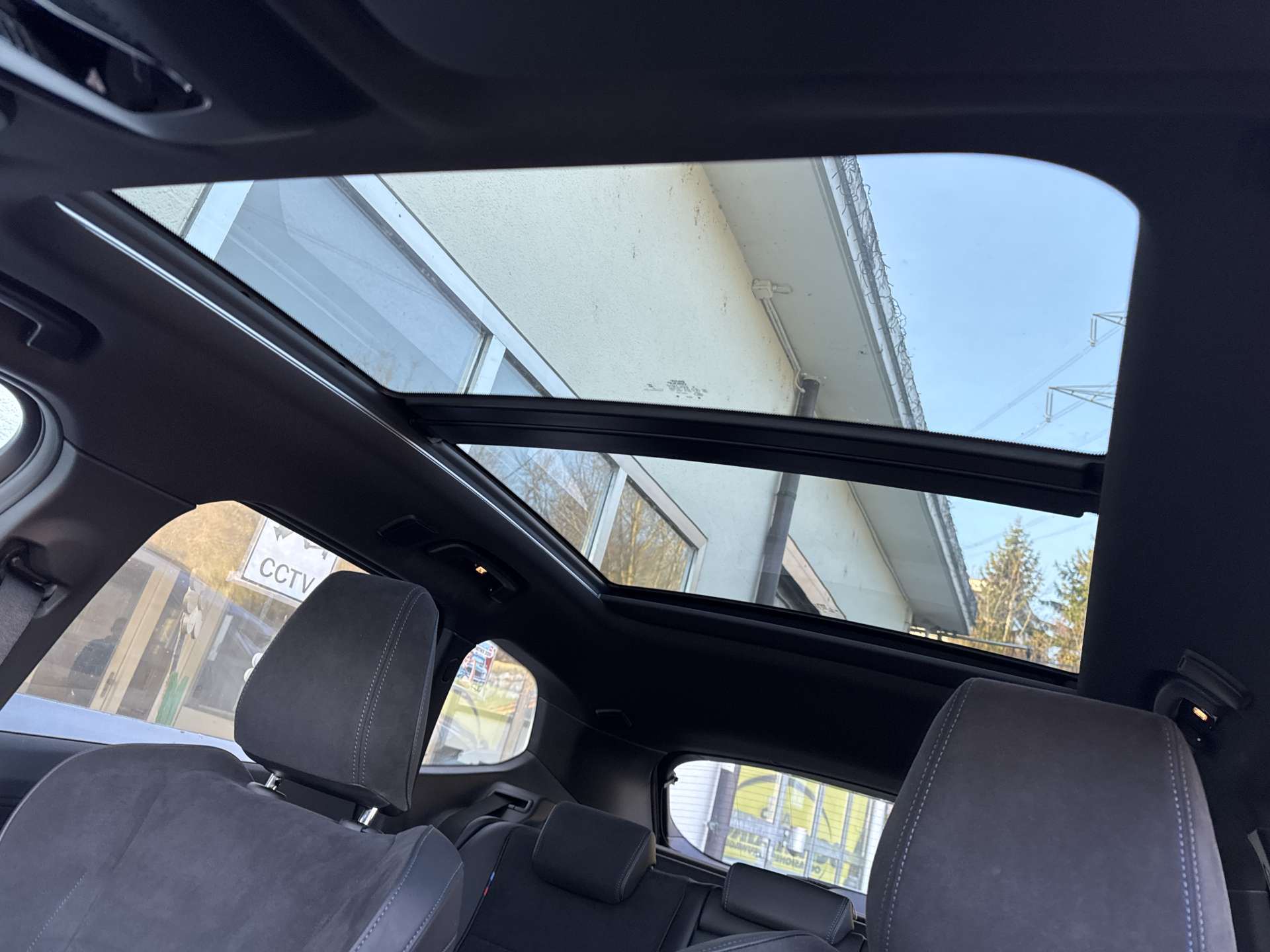 BMW X1 xDrive 20d 48V M Sport Automat-image-13