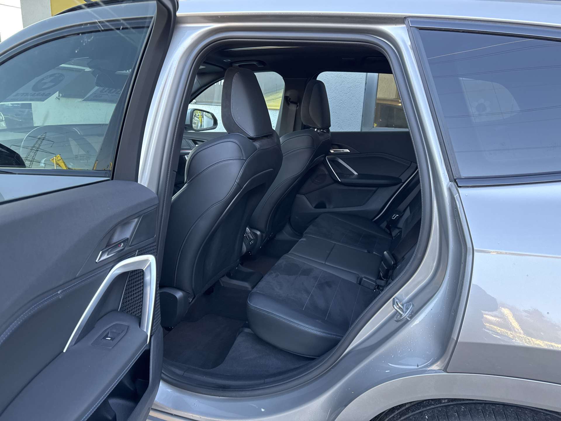 BMW X1 xDrive 20d 48V M Sport Automat-image-7