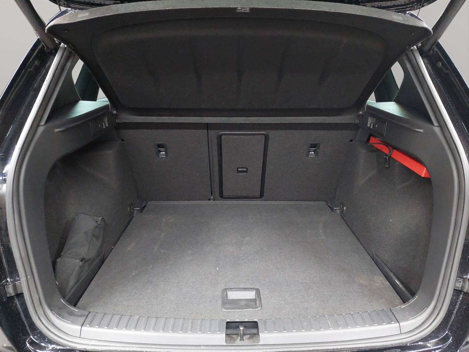 SEAT Ateca 2.0 TSI SWISS FR 4Drive DSG-image-10