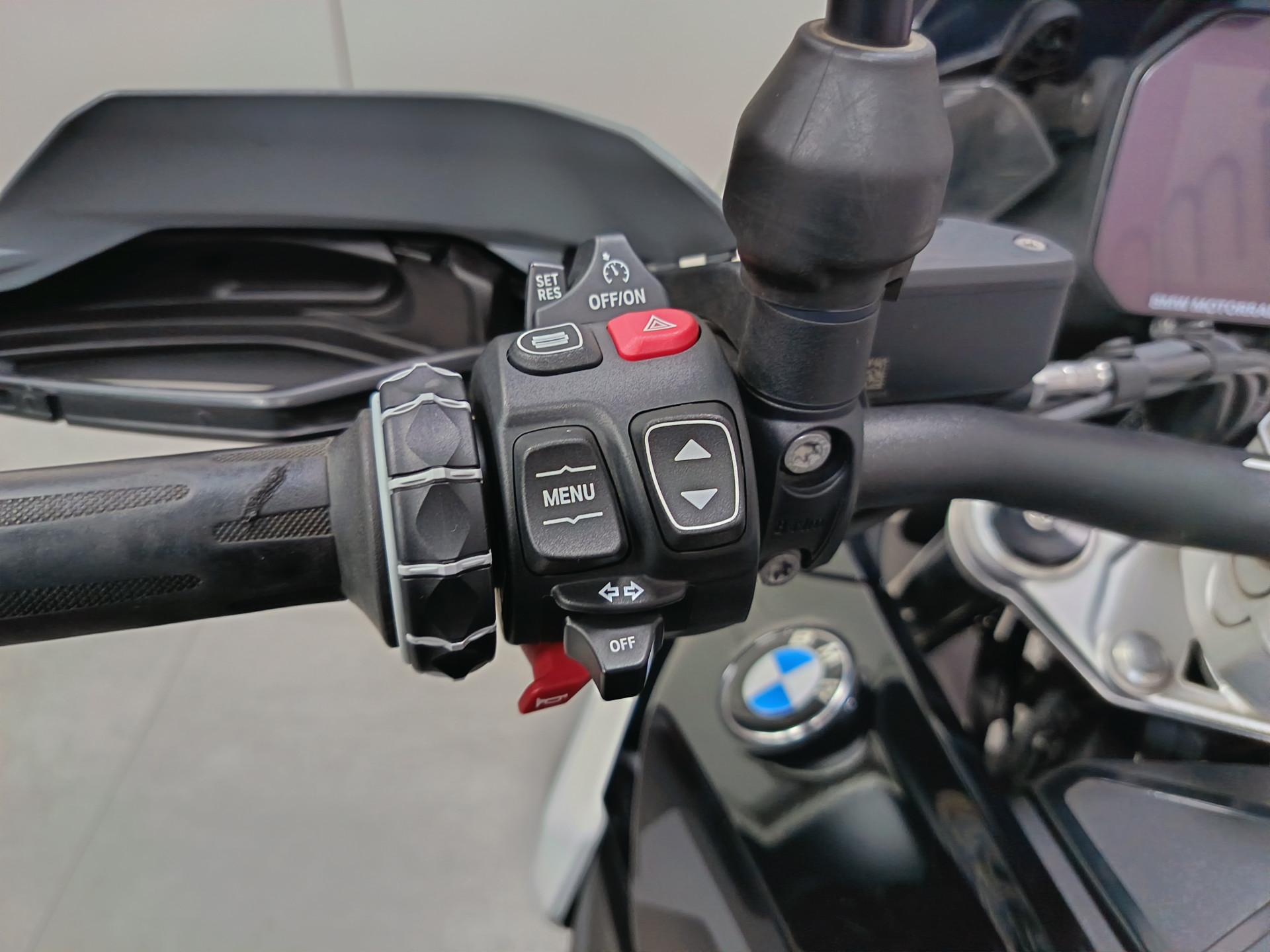 BMW R 1300 GS Triple Black-image-6