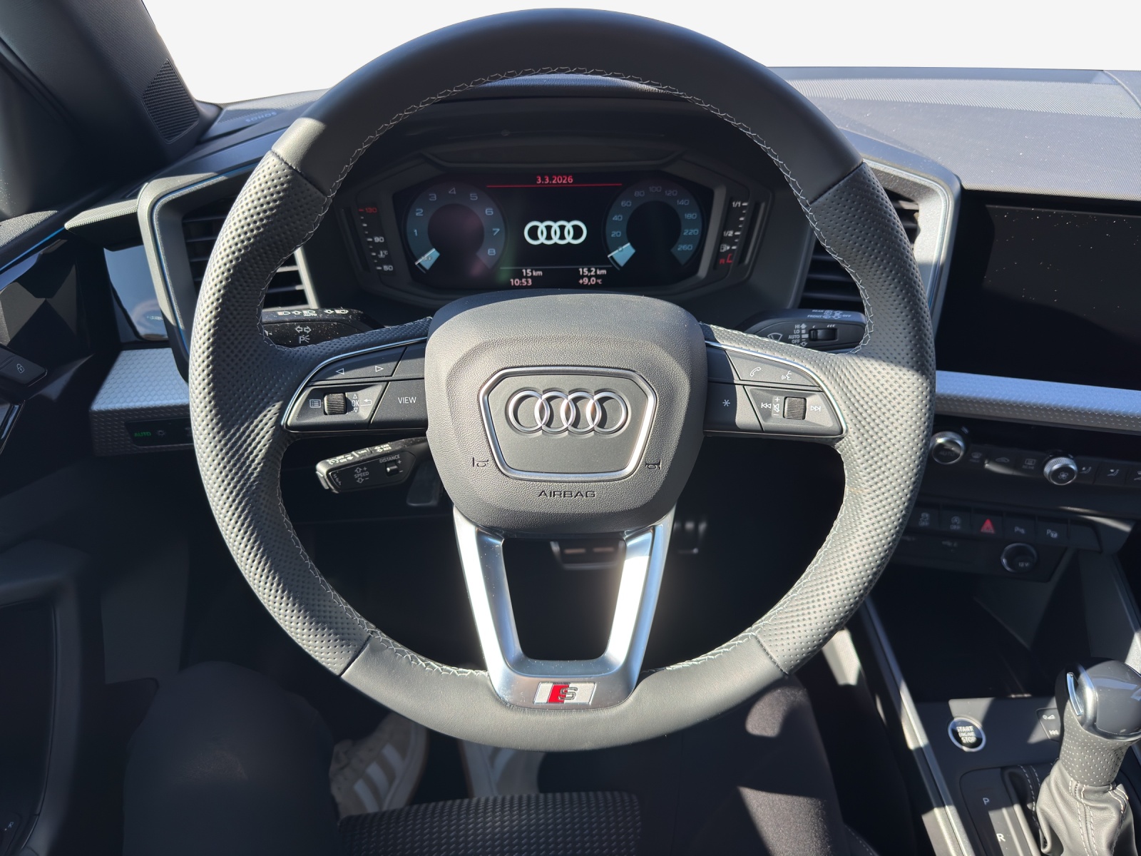 AUDI A1 Sportback 40 TFSI S Line S-tronic-image-9