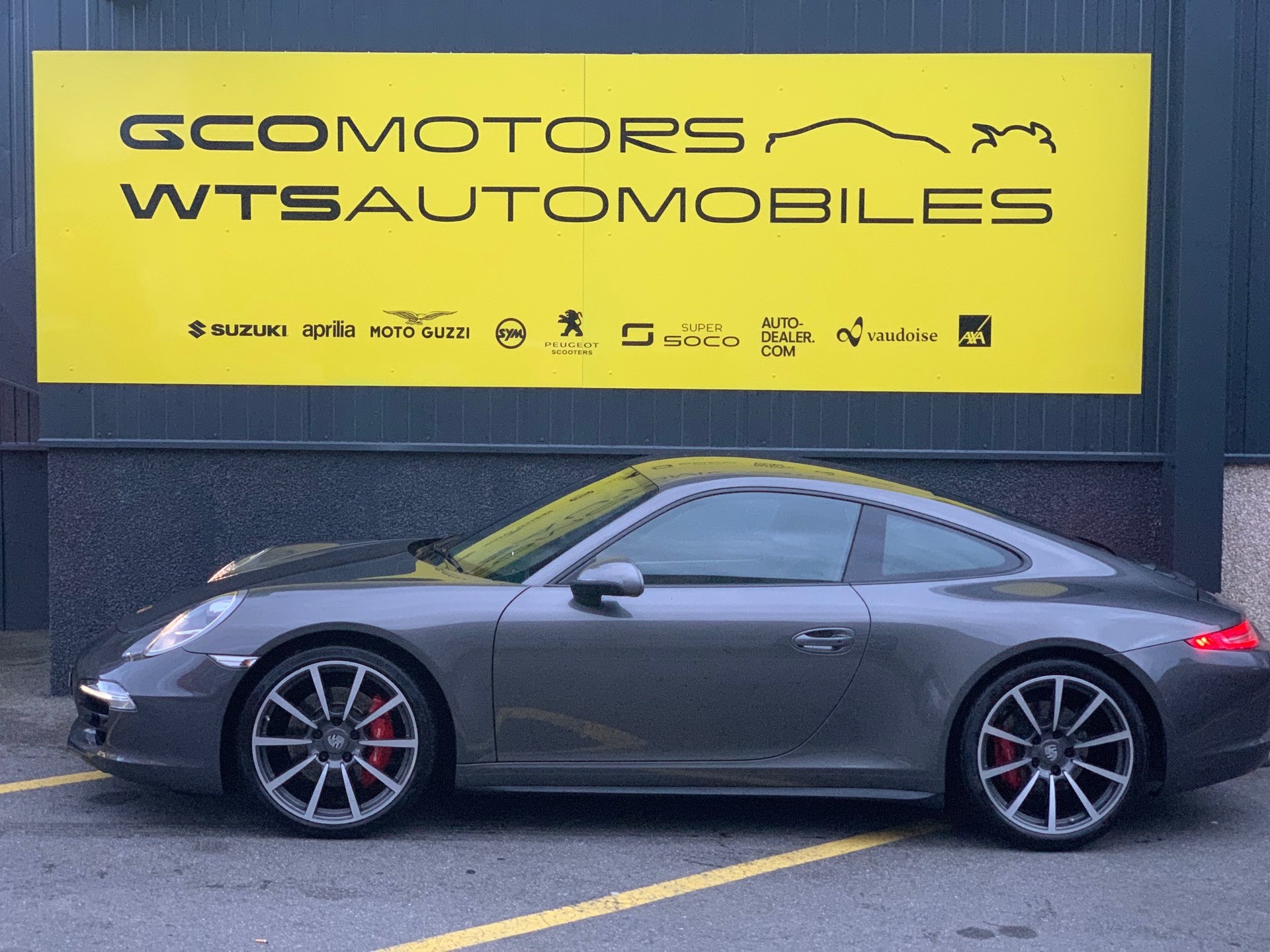 PORSCHE 911 Carrera 4S PDK-image-0