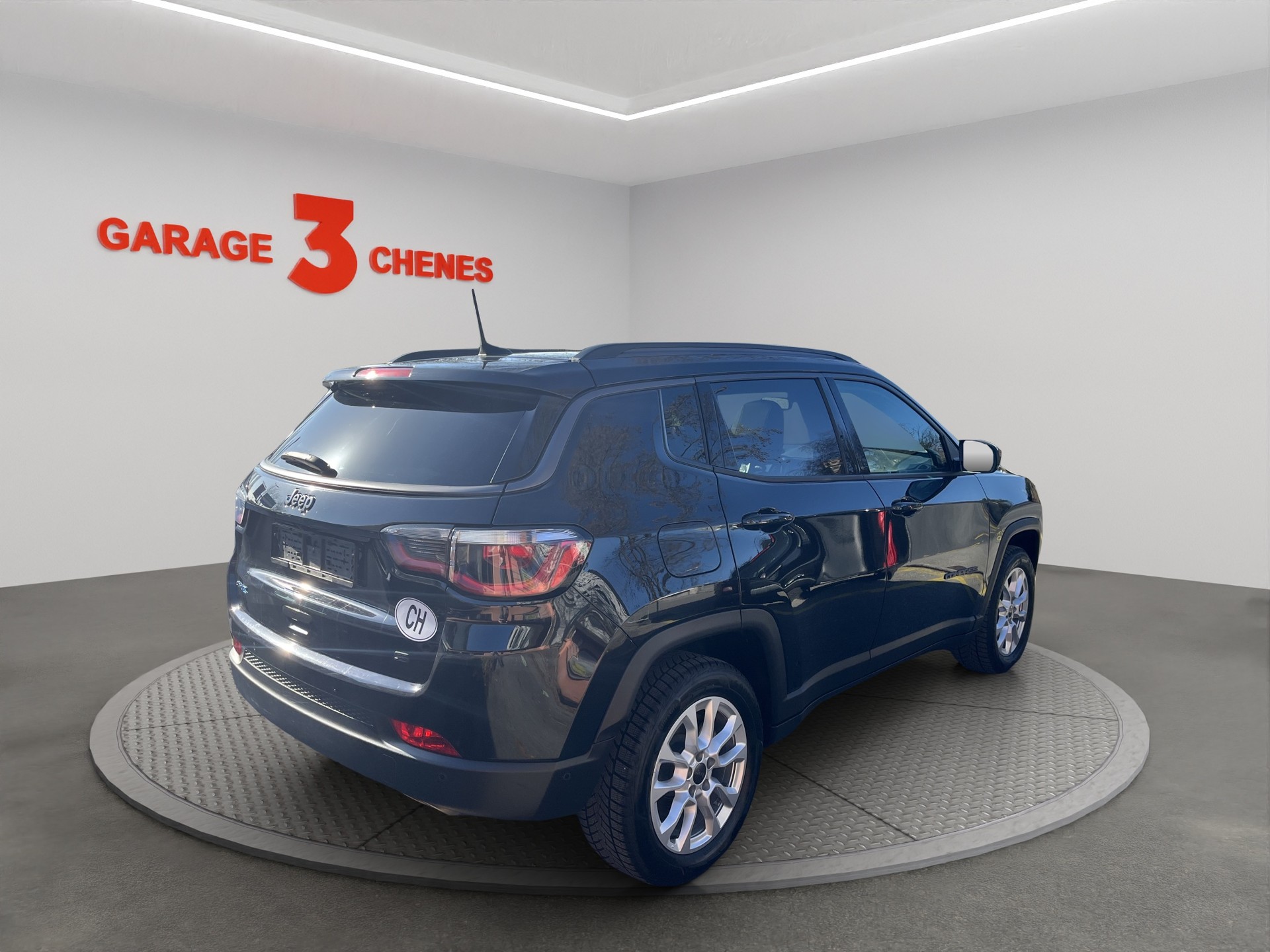 JEEP Compass 1.3 T PHEV S AWD-image-3