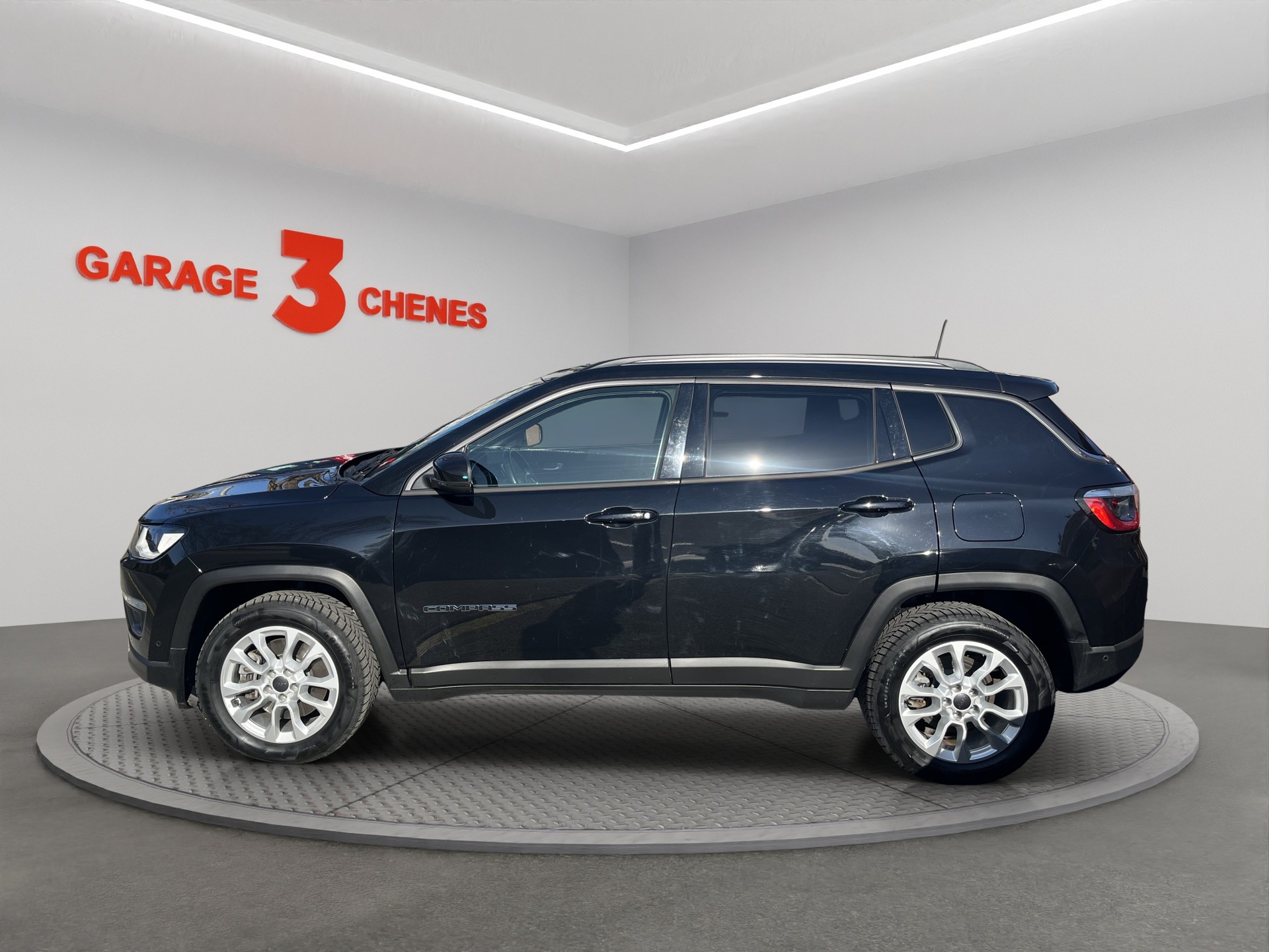 JEEP Compass 1.3 T PHEV S AWD-image-1