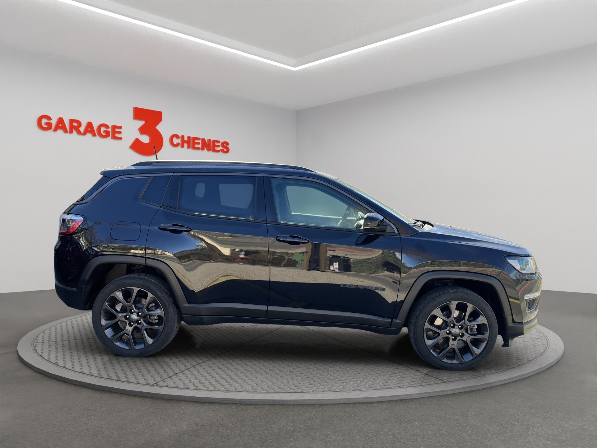 JEEP Compass 1.3 T PHEV S AWD-image-2