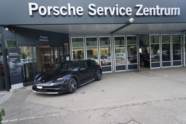 PORSCHE Taycan 4 Cross Turismo 4-image-0