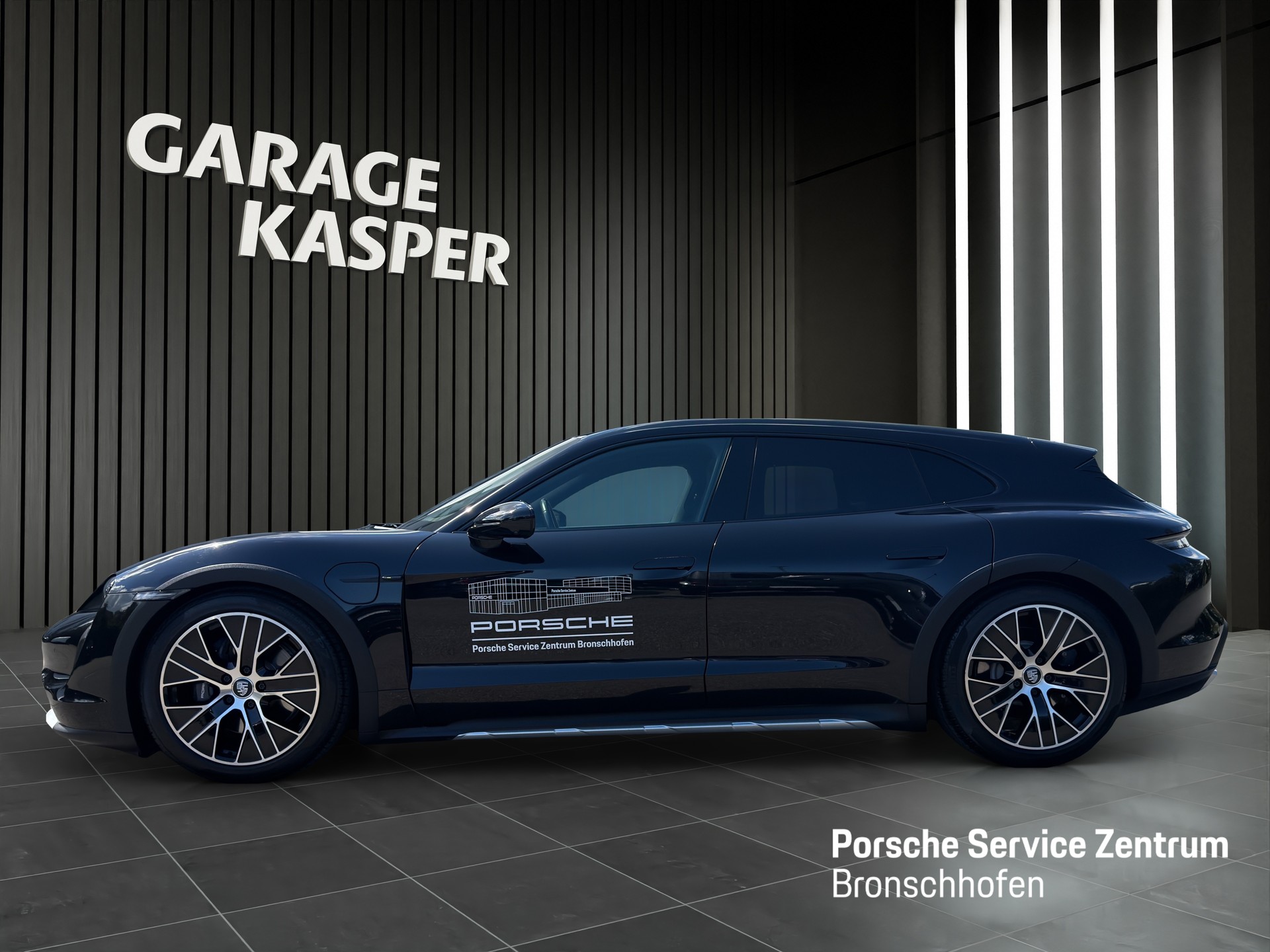 PORSCHE Taycan 4 Cross Turismo 4-image-1