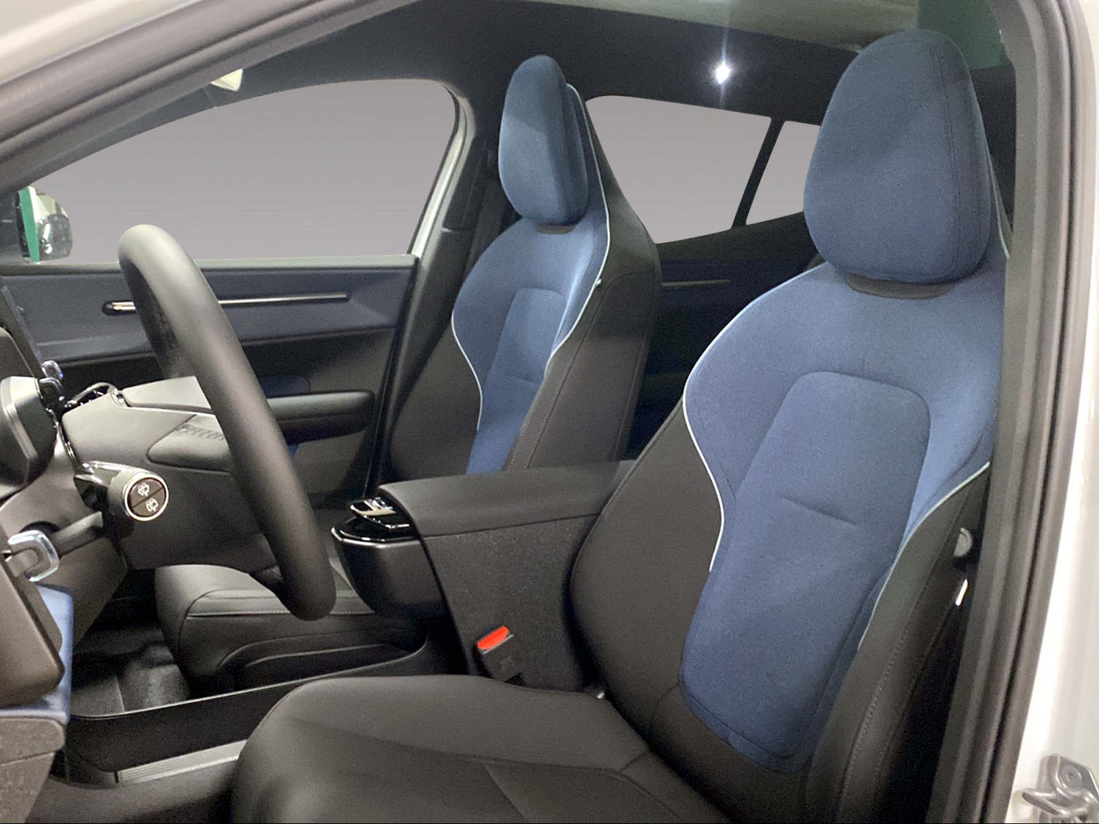 VOLVO EX 30 CC E60 Twin Performance AWD-image-7