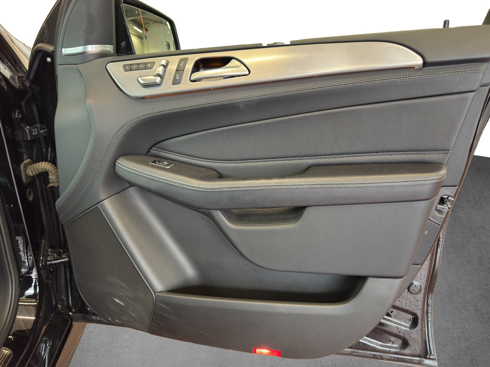 MERCEDES-BENZ GLE 350 d Executive 4M-image-15