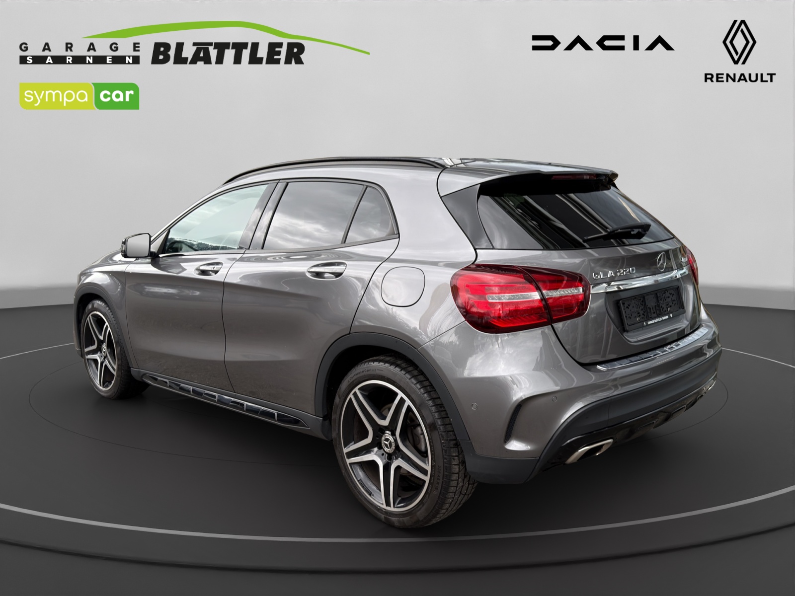 MERCEDES-BENZ GLA 220 AMG Line 4m-image-4