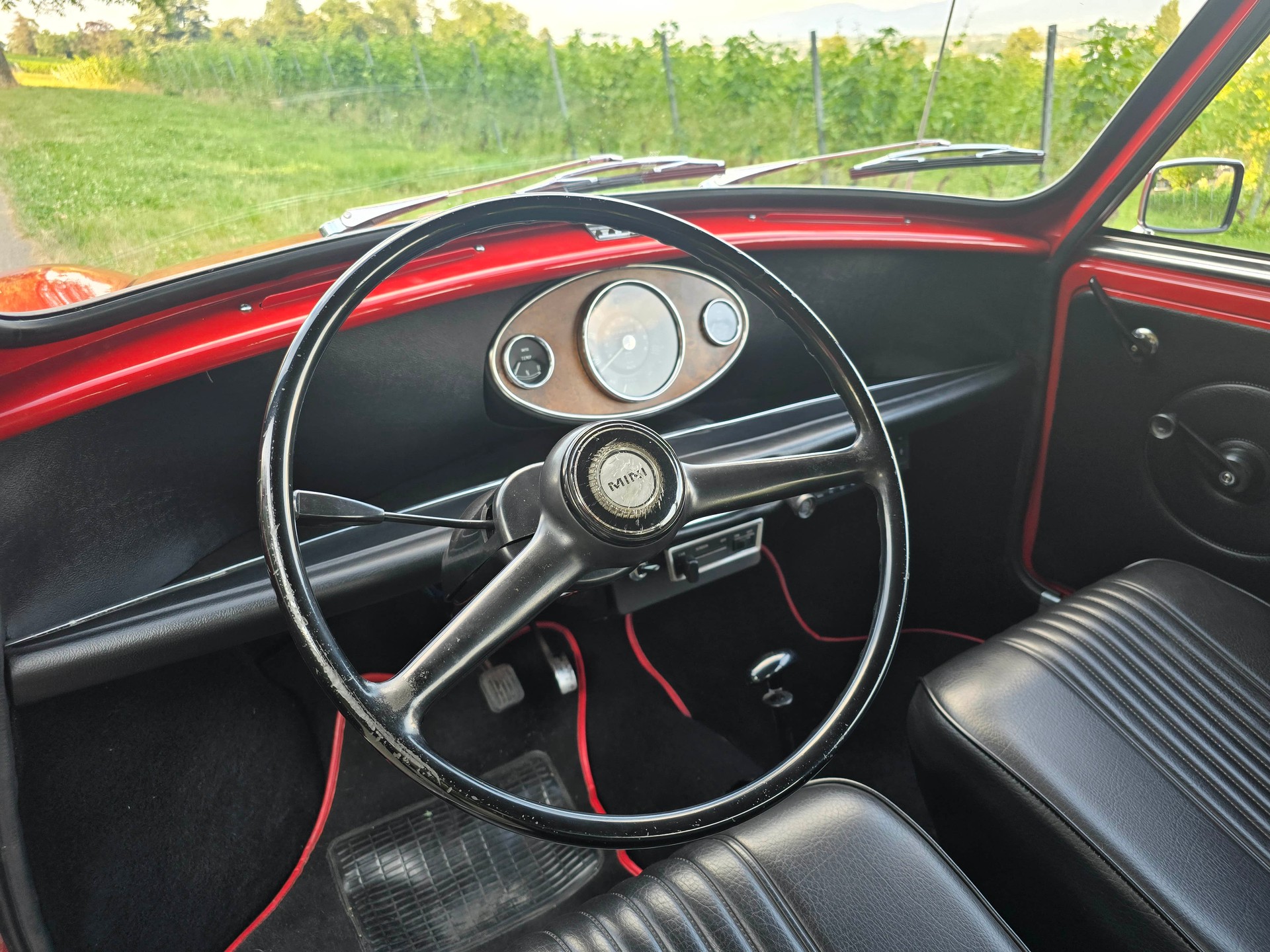 MINI 1000 Classic Automatic-image-8